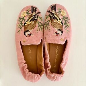 Tory Burch Soft Smoking Slippers – Pink Bird Embroidery 🌸